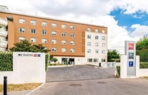 hotel ibis cerca de disneyland paris